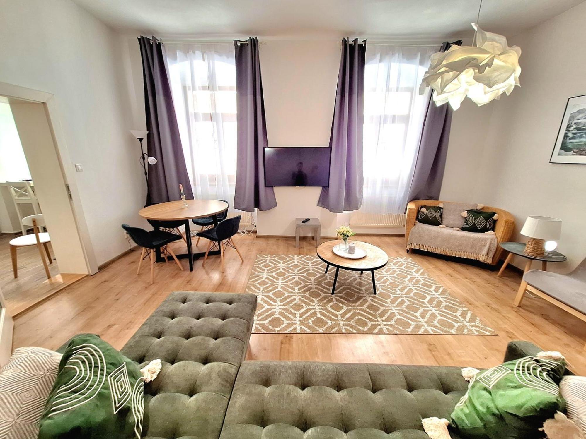 ברטיסלאבה Apartment Emma - Old Town מראה חיצוני תמונה