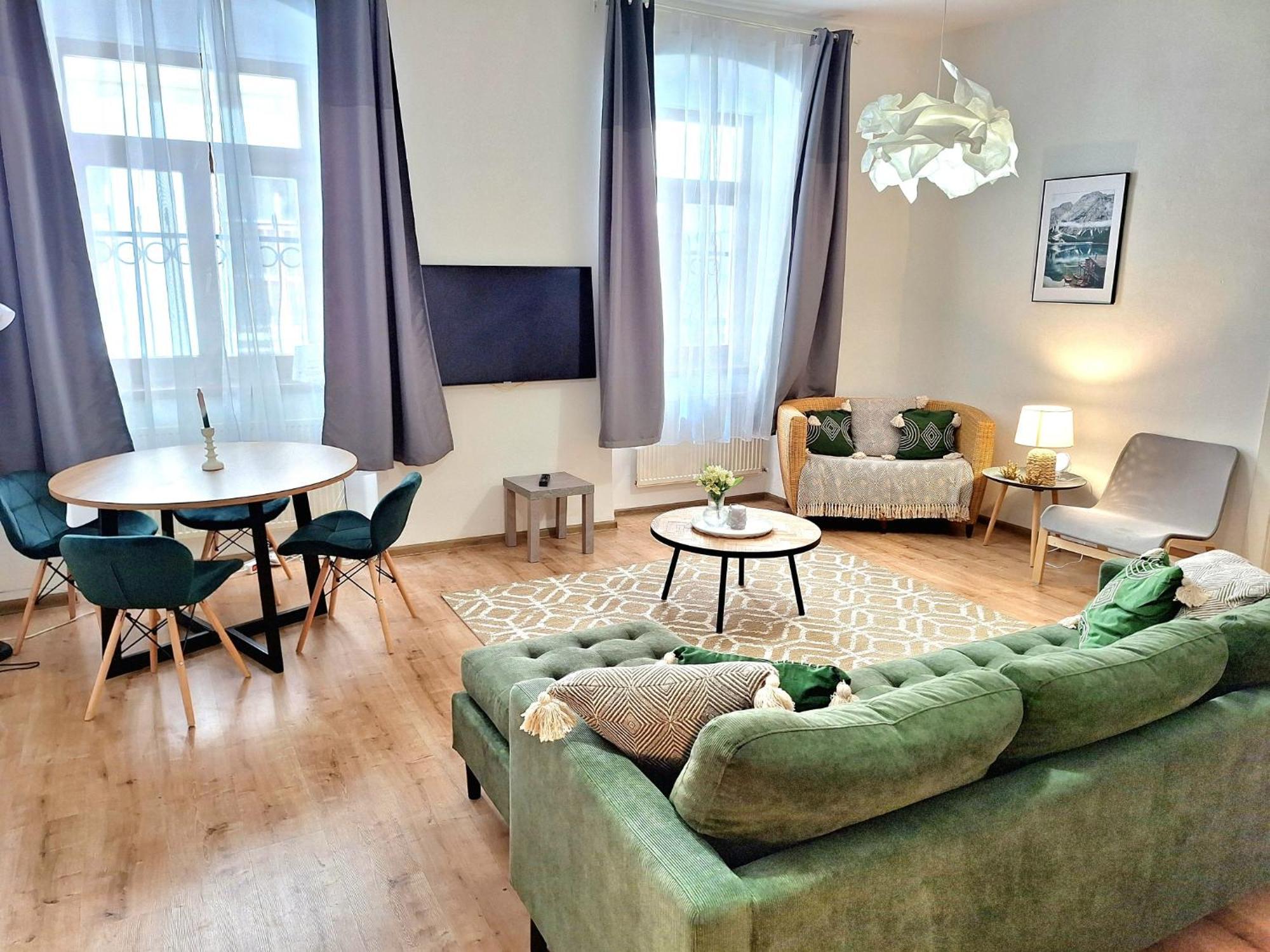 ברטיסלאבה Apartment Emma - Old Town מראה חיצוני תמונה